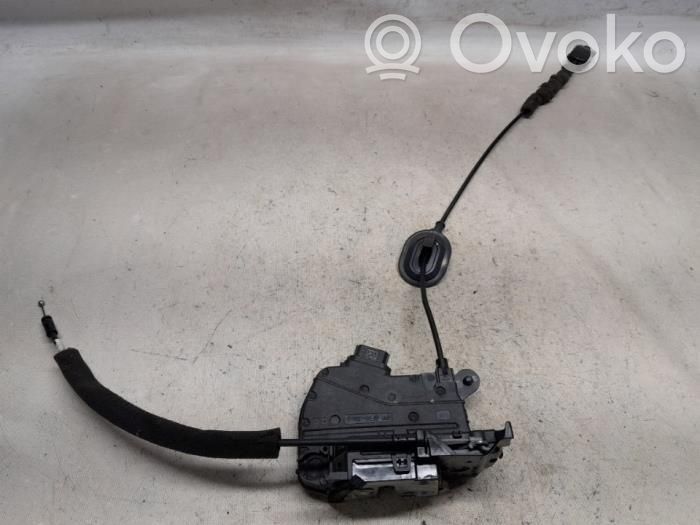 Renault Captur Zamek drzwi tylnych 