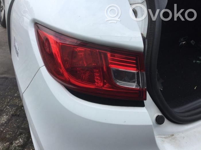 Renault Clio IV Lampa tylna 