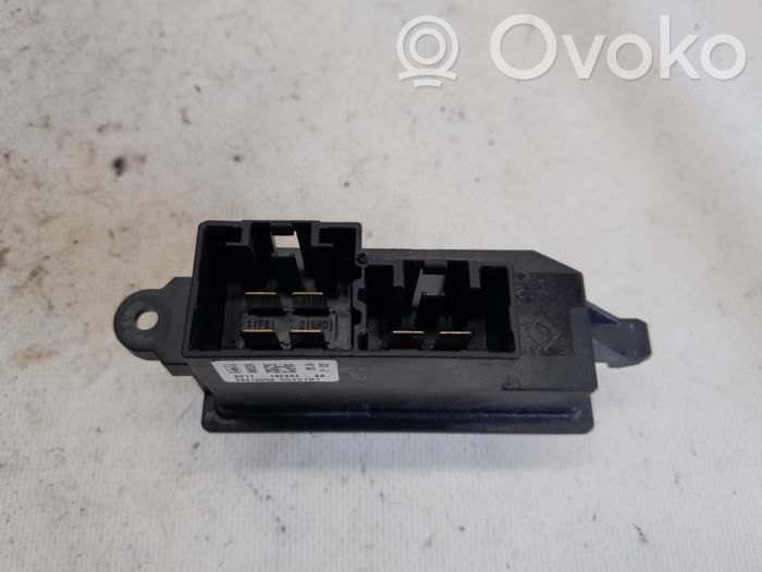 Ford B-MAX Rezystor / Opornik dmuchawy nawiewu 
