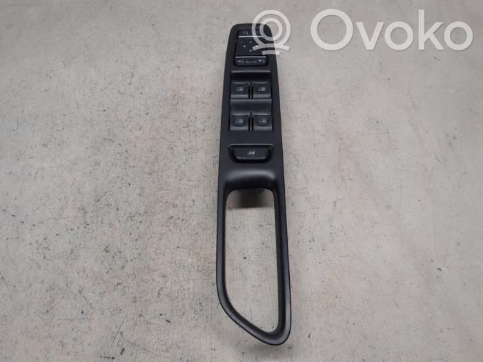 Renault Clio IV Electric window control switch 