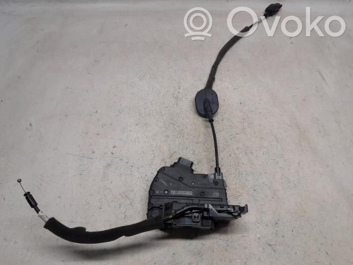 Renault Clio IV Front door lock 