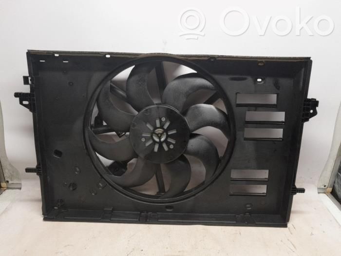 Renault Austral Electric radiator cooling fan 