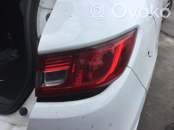 Renault Clio IV Lampa tylna 