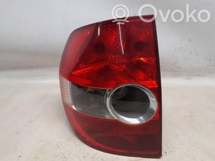 Volkswagen Fox Aizmugurējais lukturis virsbūvē 
