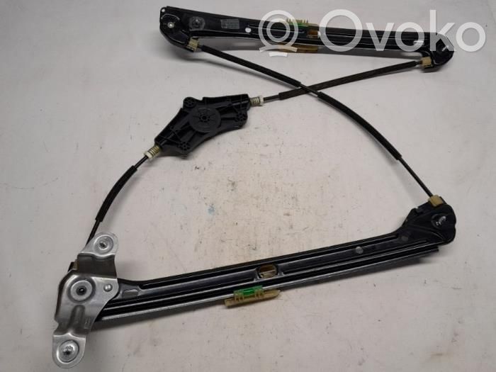 Volkswagen Golf VII Macara ușă față cu motor 
