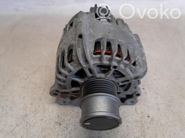 Volkswagen Golf VII Alternator 