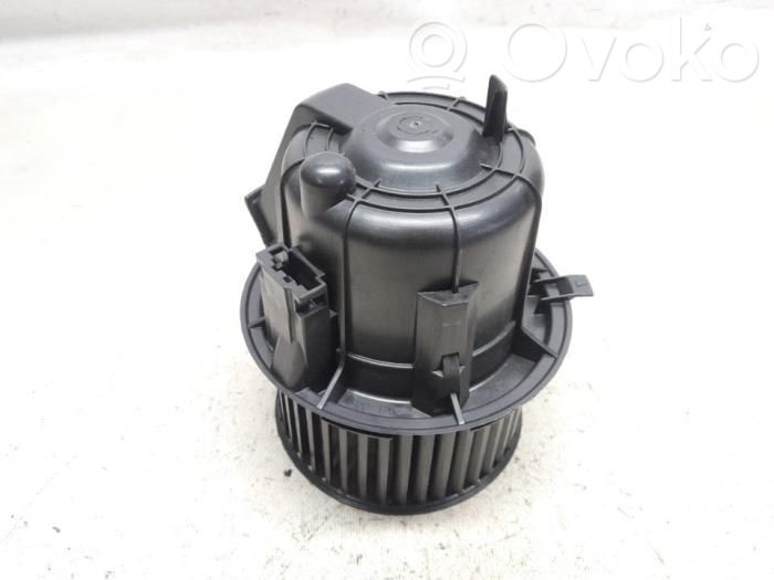 Citroen C4 Cactus Mazā radiatora ventilators 