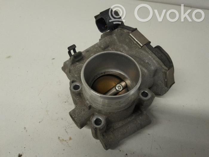 Opel Astra H Throttle body valve 