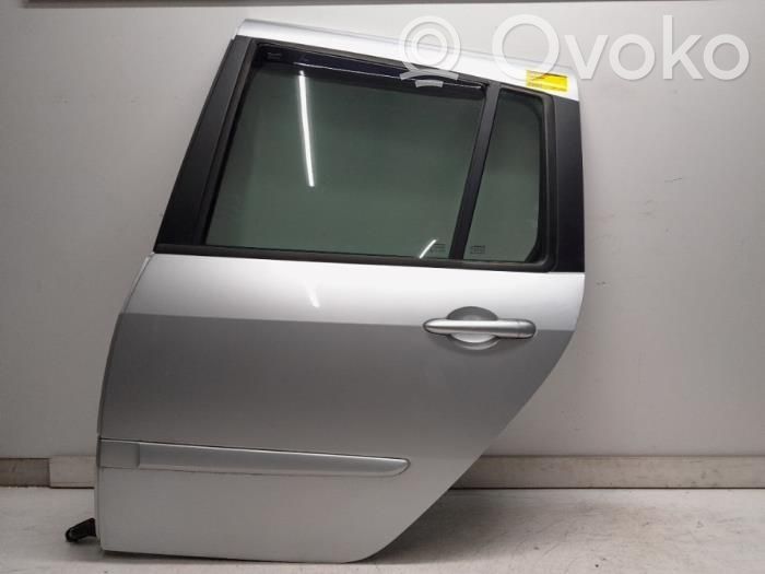 Rear door