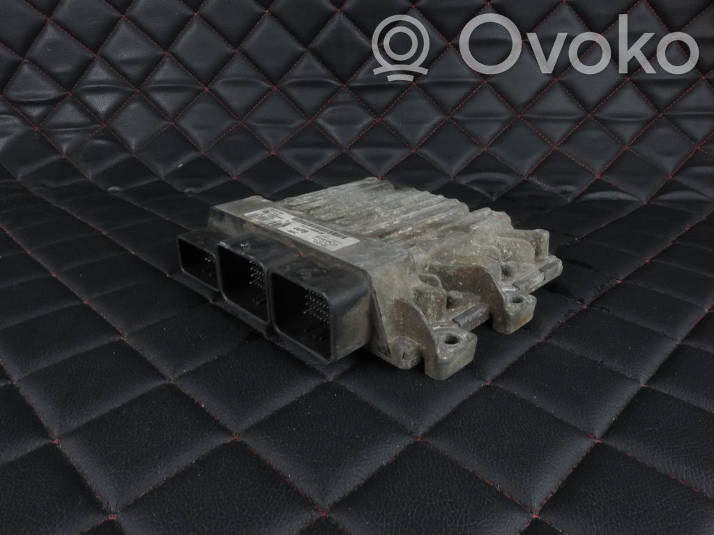 Unidad de control/módulo del motor   CC1112A650AB,4VFB,S180145001