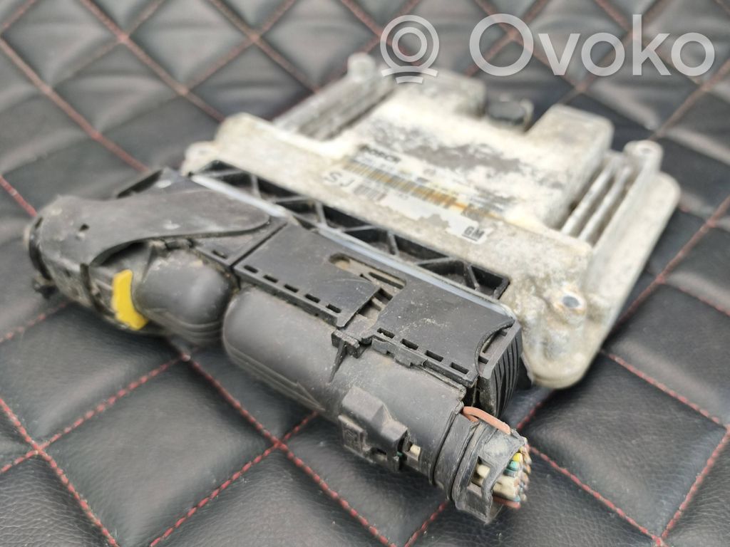 Saab 9-3 Ver2 Engine control unit/module ECU 