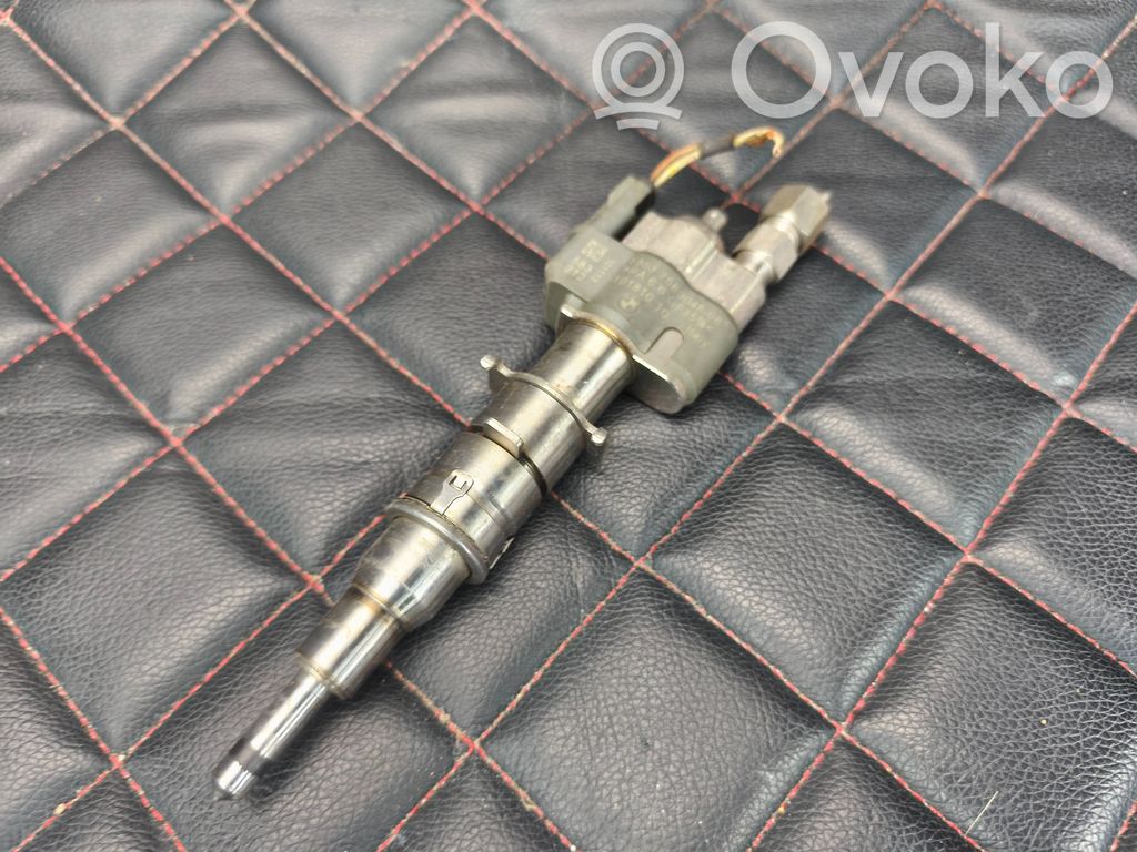 BMW 3 E90 E91 Fuel injector 