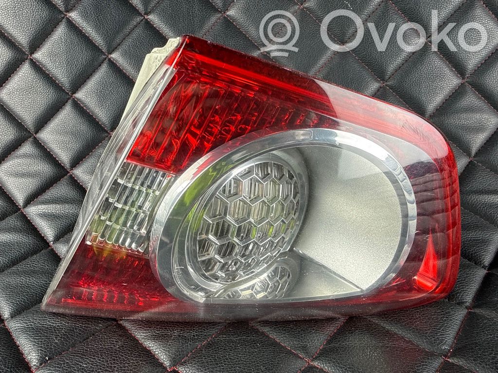 Ford Kuga I Lampy tylnej klapy bagażnika 