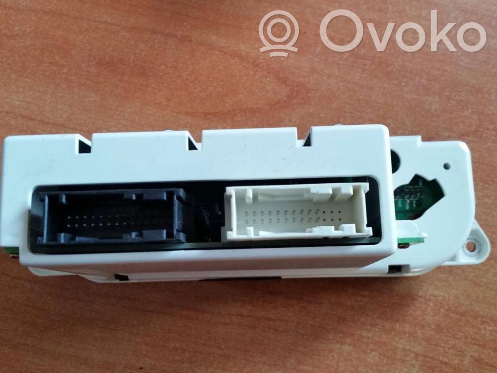 Volvo V50 Monitor / wyświetlacz / ekran 