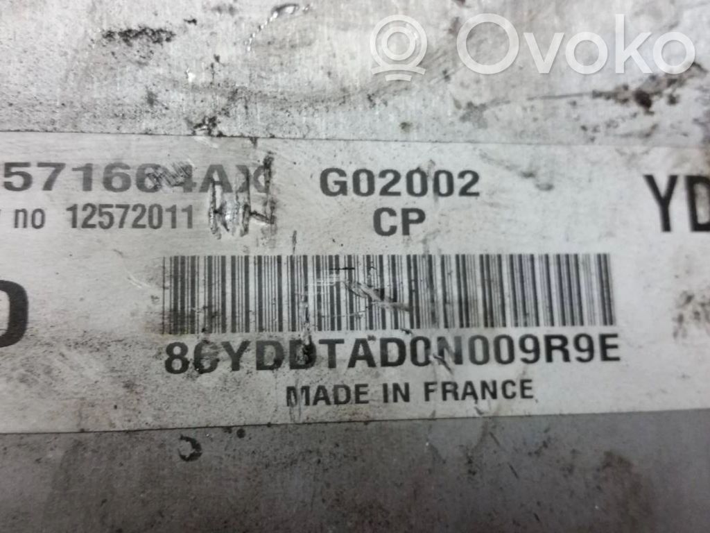Opel Vectra C Engine control unit/module 