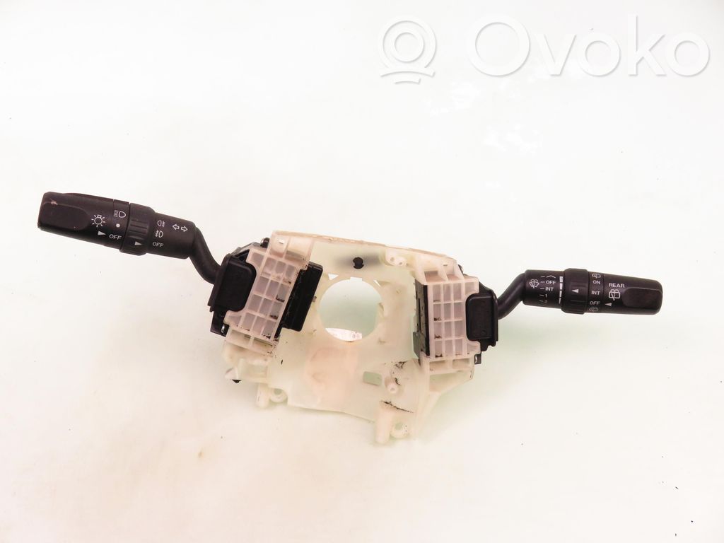 Mazda 5 Commodo, commande essuie-glace/phare 