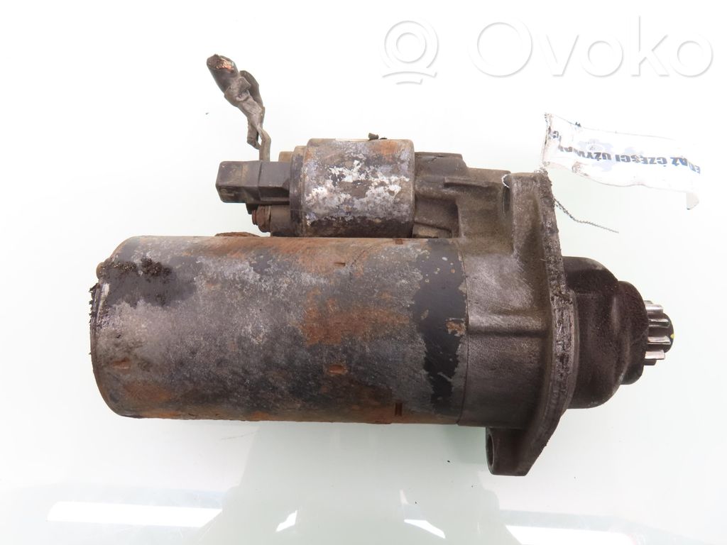 Volkswagen PASSAT B4 Starteris 