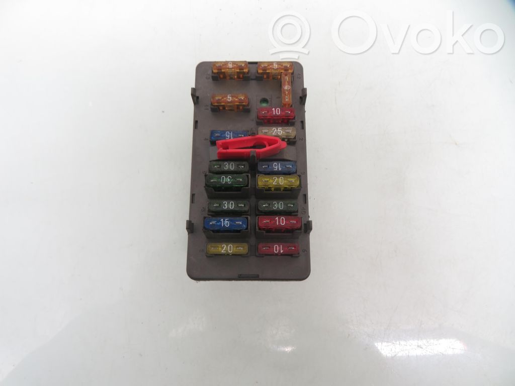 Peugeot 106 Drošinātāju kaste (komplekts) 