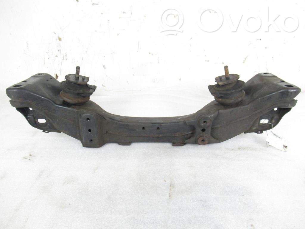 Engine mounting bracket