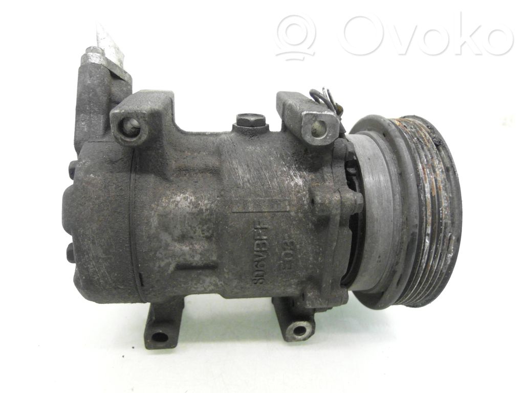 Renault Clio II Ilmastointilaitteen kompressorin pumppu (A/C) 