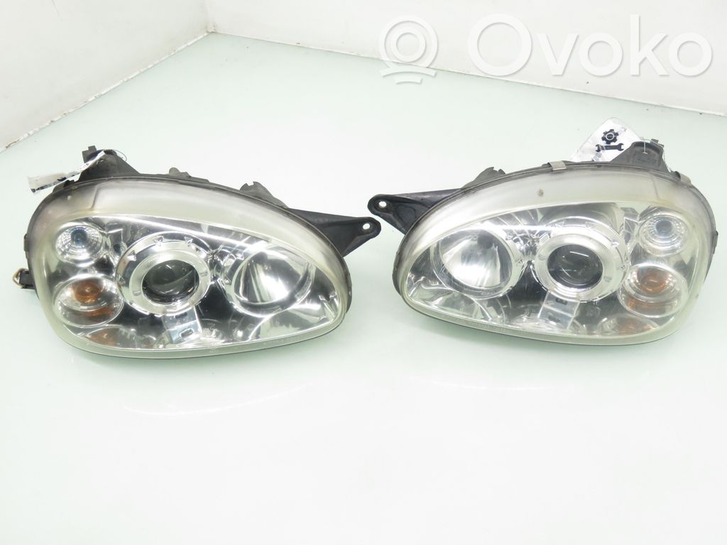 Headlights/headlamps set
