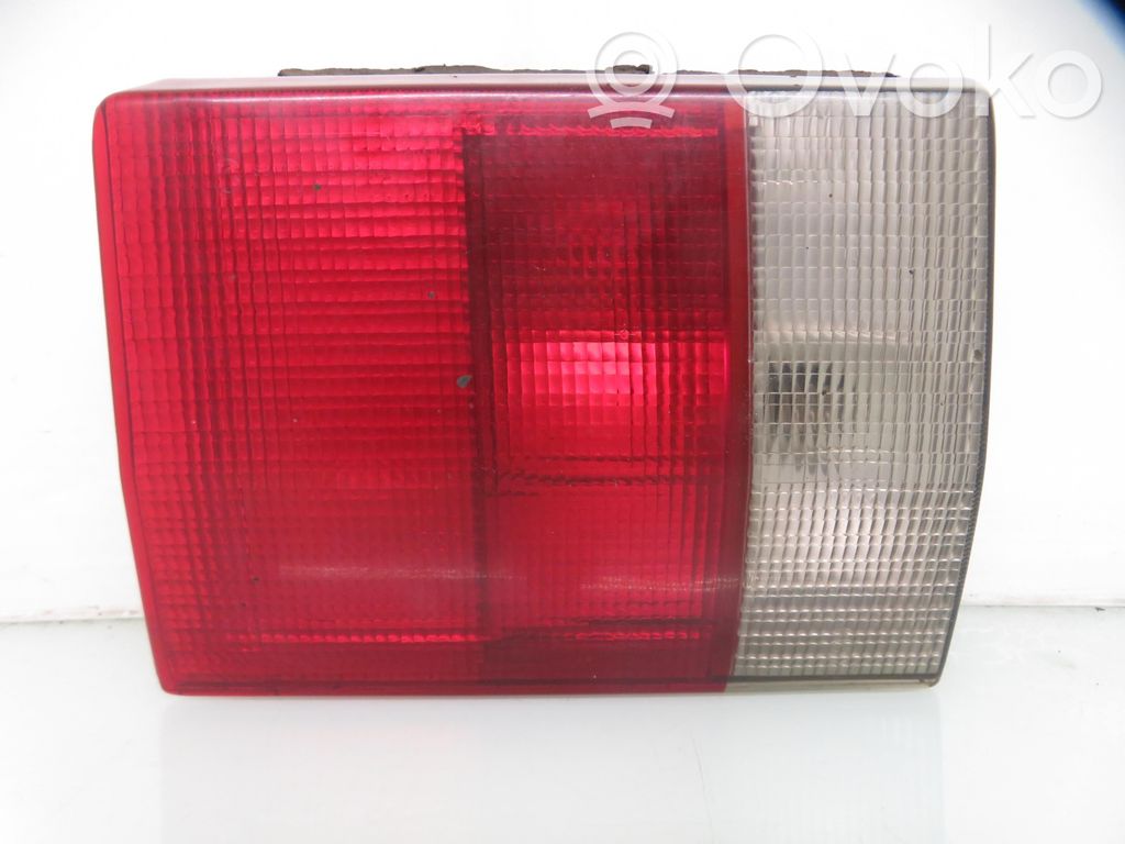 Luz trasera/de freno   8A9945093A,8A9945093A