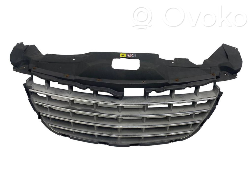 Rejilla delantera   04857713AA,04857631AA