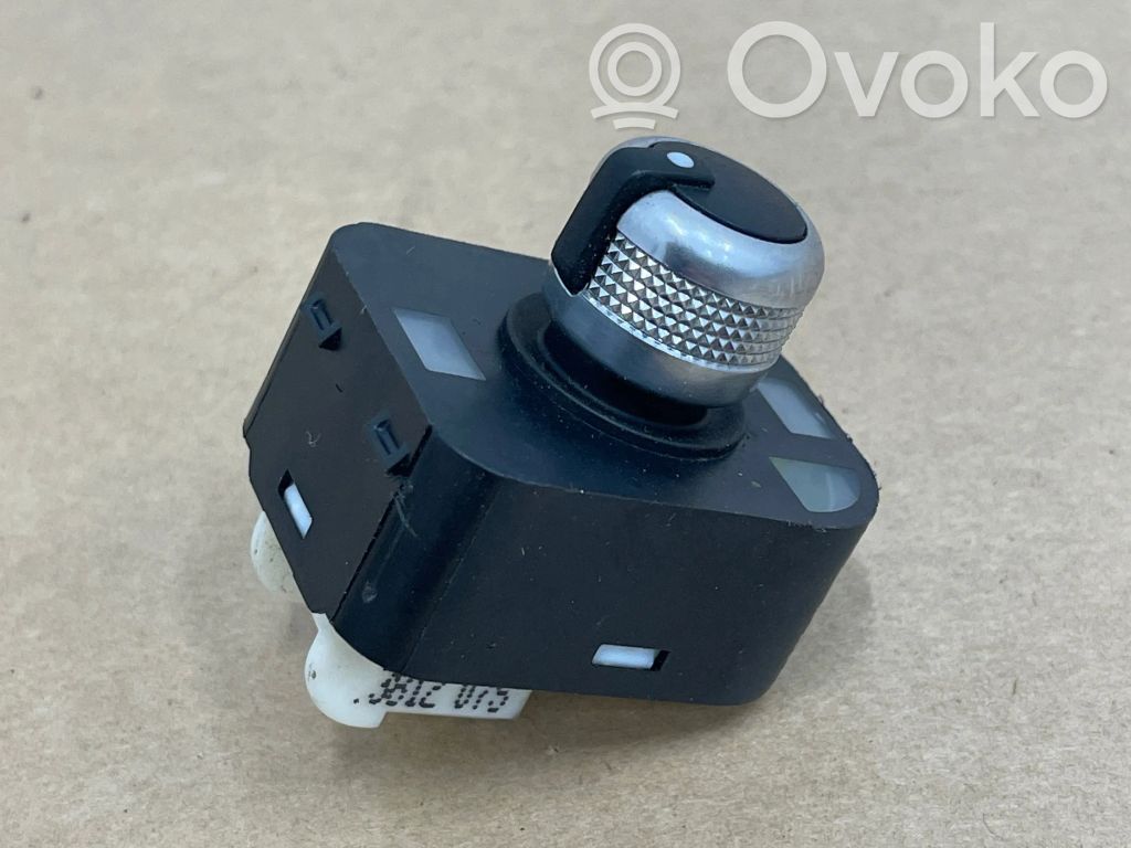 Audi A3 S3 8V Wing mirror switch 