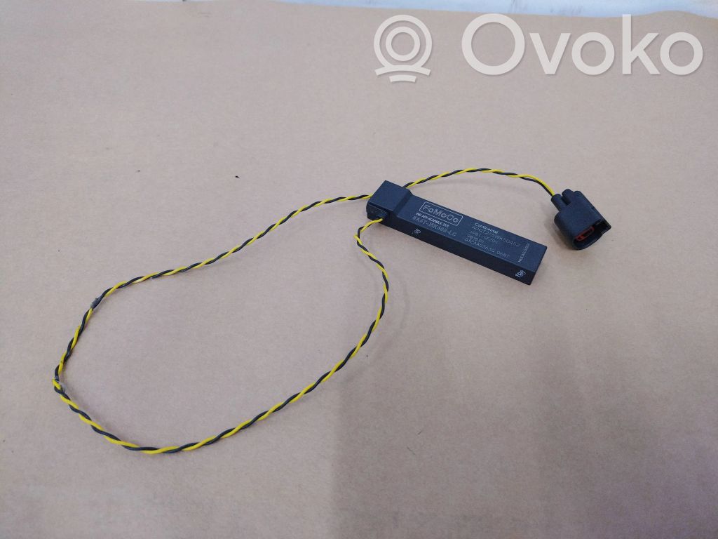 Ford Fiesta Pystyantennivahvistin 