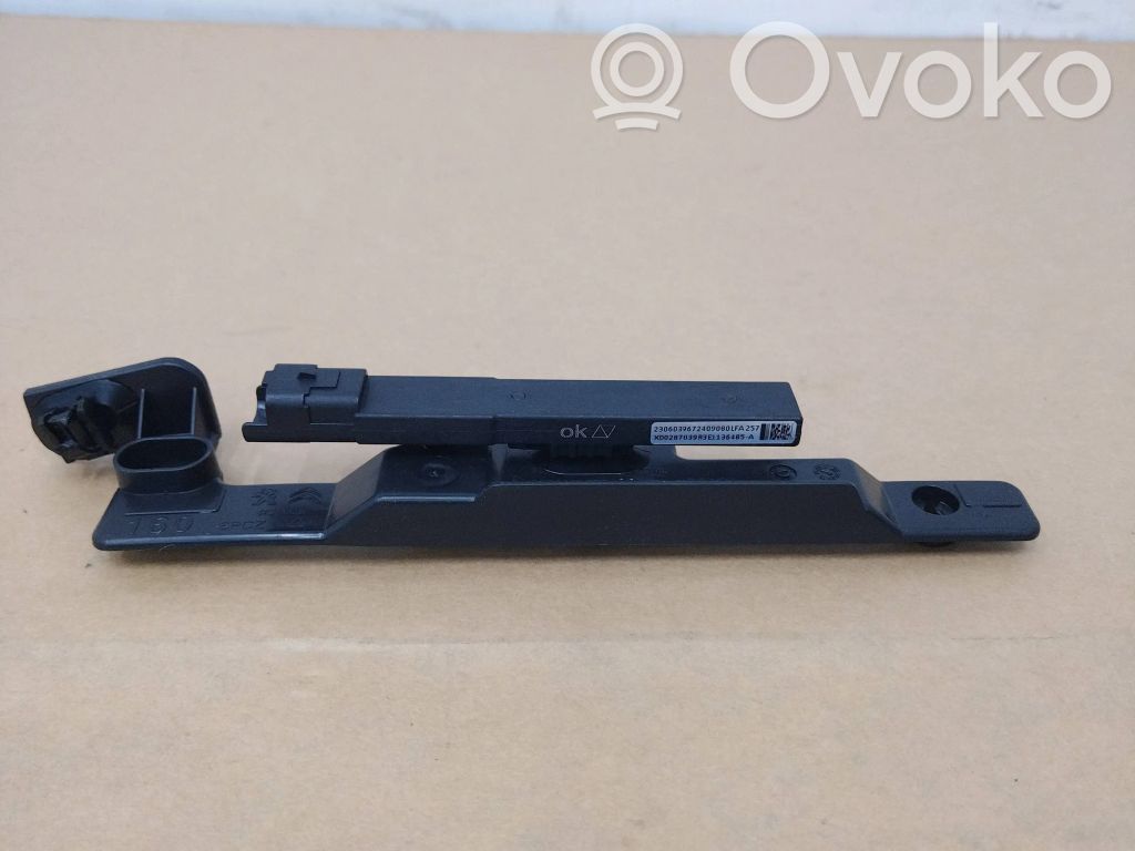 Peugeot 2008 II Keyless system antenna 