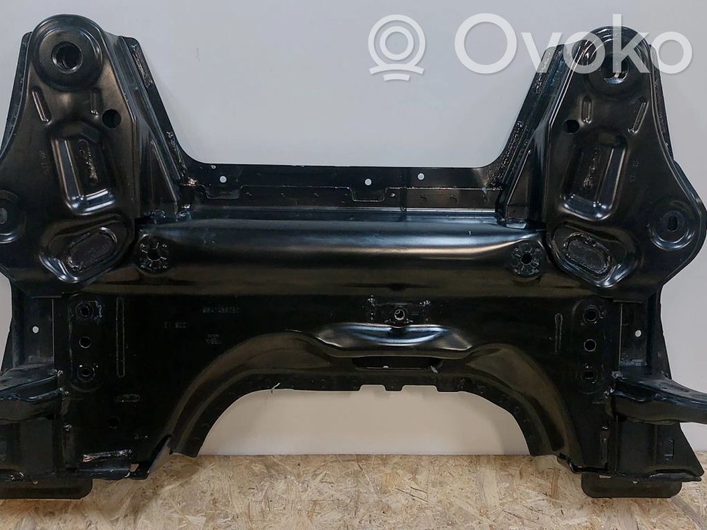 Peugeot 2008 II Front subframe 