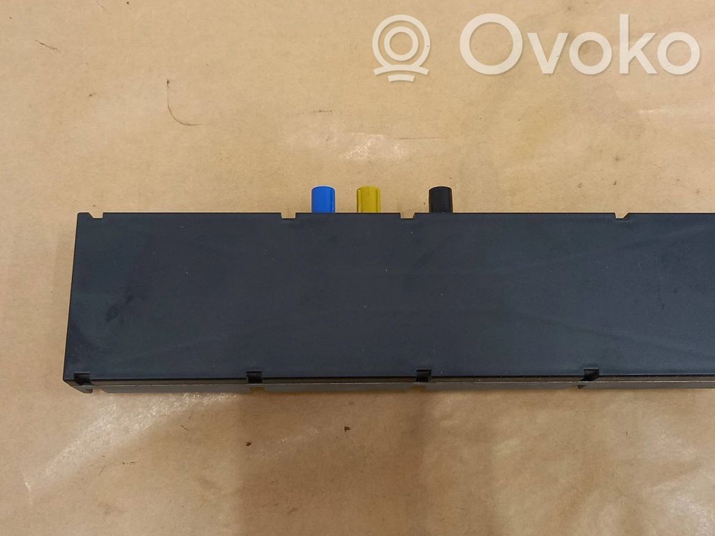 BMW Z4 E85 E86 Antenos stiprintuvas 