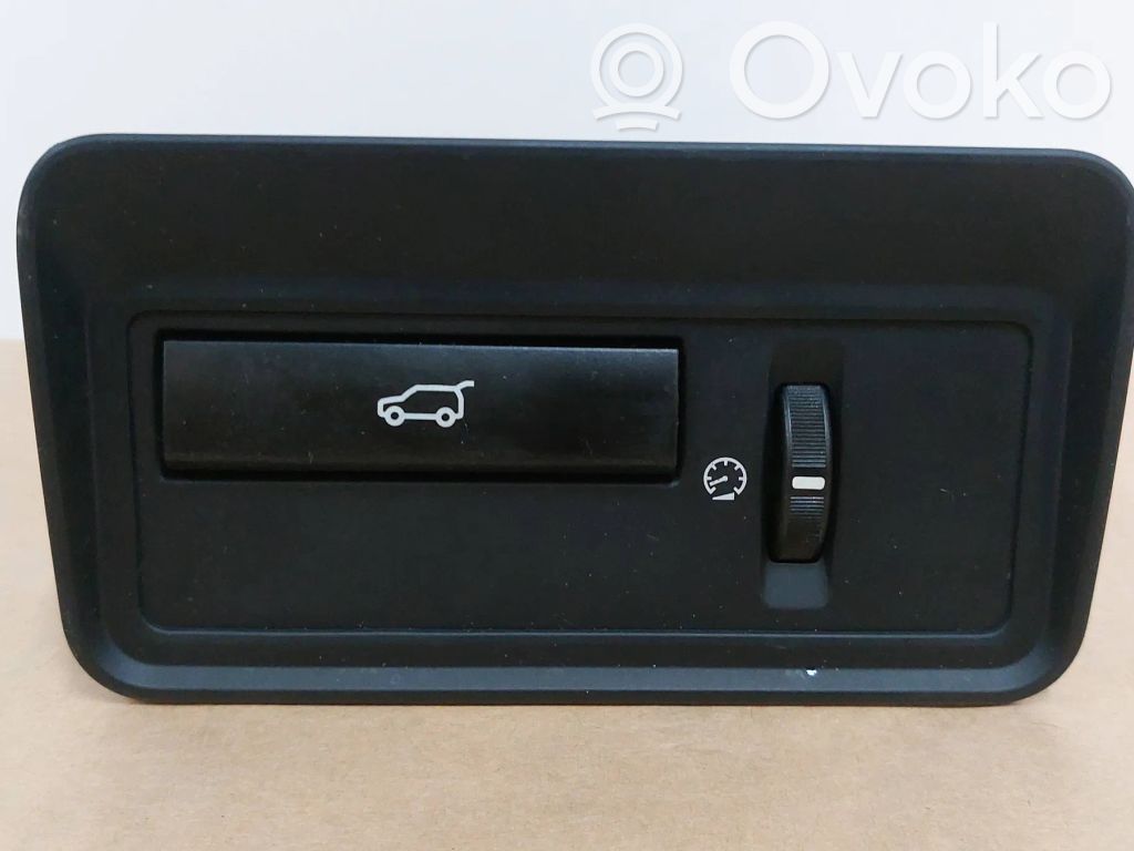 Land Rover Range Rover L405 Tailgate opening switch 