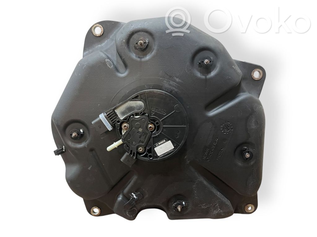 Mercedes-Benz E W212 AdBlue liquid reservoir 
