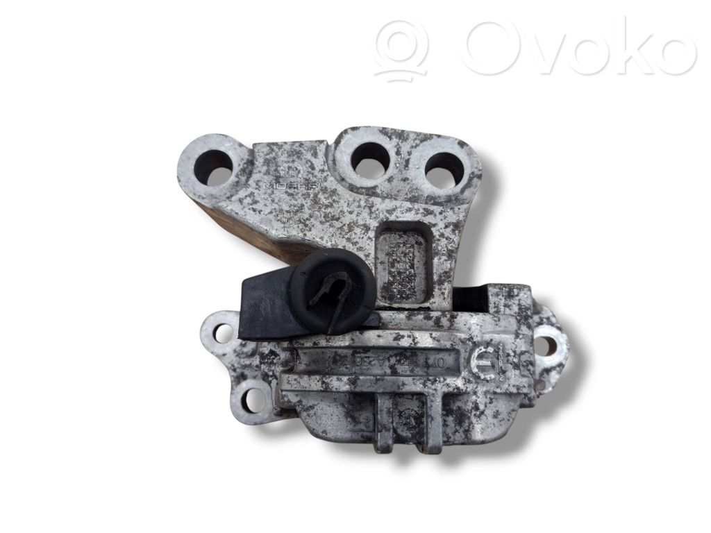 Jeep Renegade Engine mount bracket 