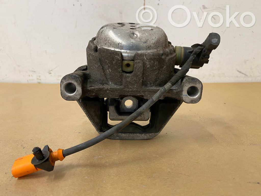 Audi A6 S6 C7 4G Engine mount bracket 