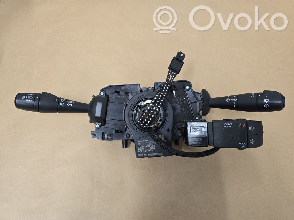 Renault Captur Interruptor/palanca de limpiador de luz de giro 