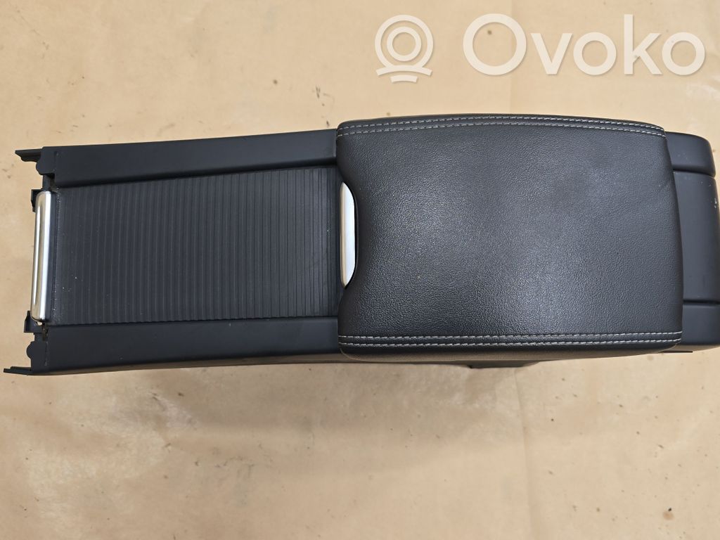 Volvo S60 Reposabrazos 