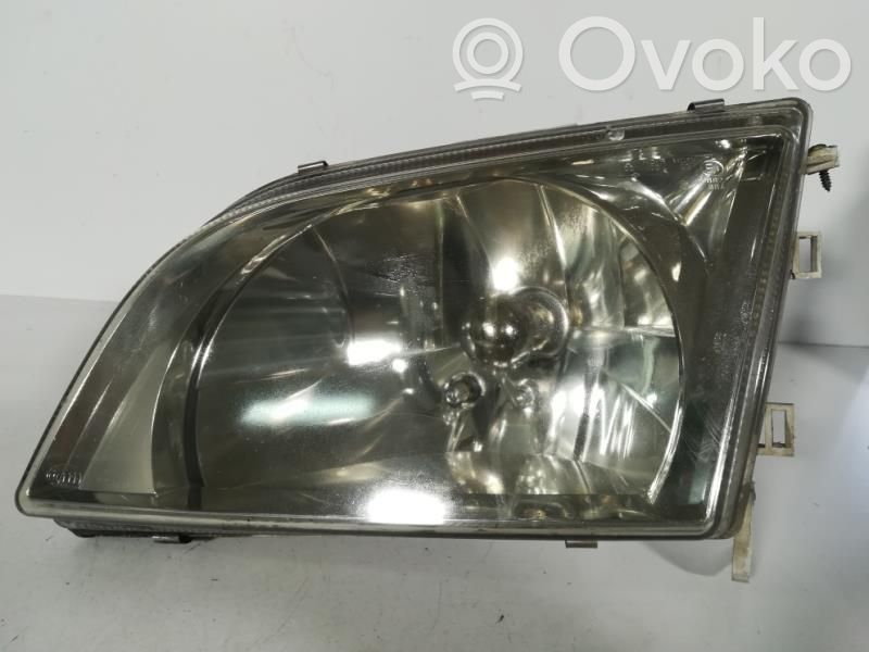 Mitsubishi Space Star Headlight/headlamp 