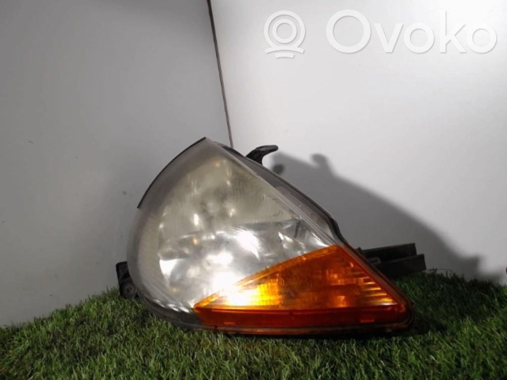 Headlight/headlamp   1079423