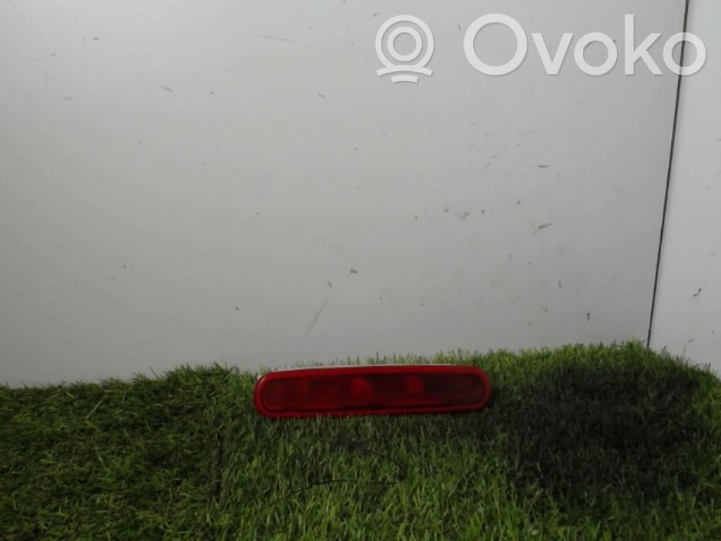 Fiat Doblo Third/center stoplight 