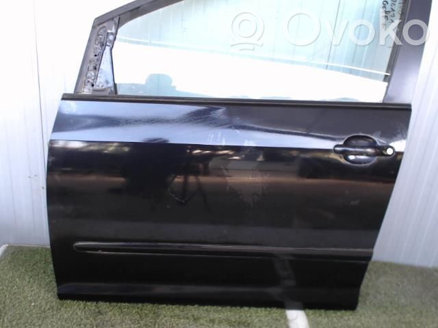 Puerta delantera   5M0831301P