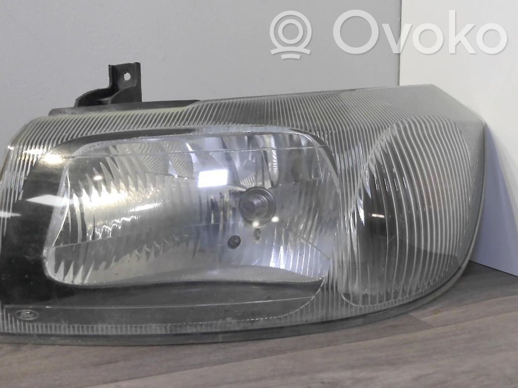 Headlight/headlamp   4696783