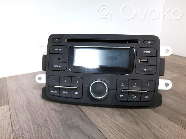 Dacia Lodgy Unitate principală radio/CD/DVD/GPS 