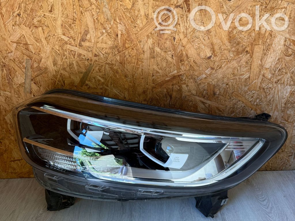 Renault Kadjar Lampa przednia 