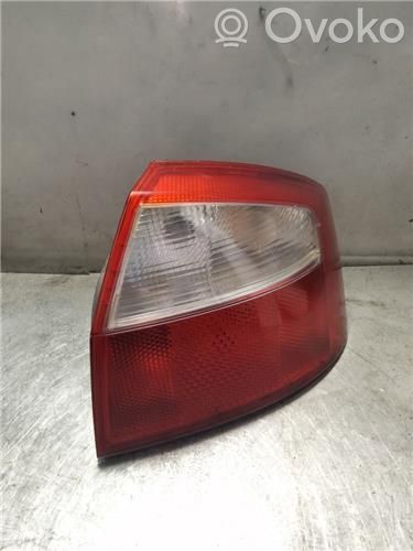 Audi A4 S4 B6 8E 8H Lámpara de faros/luces traseros 