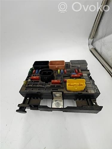 Peugeot 5008 BSM Control unit 