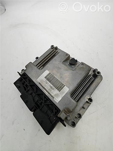 Unidad de control/módulo ECU del motor   CV1112A650DF