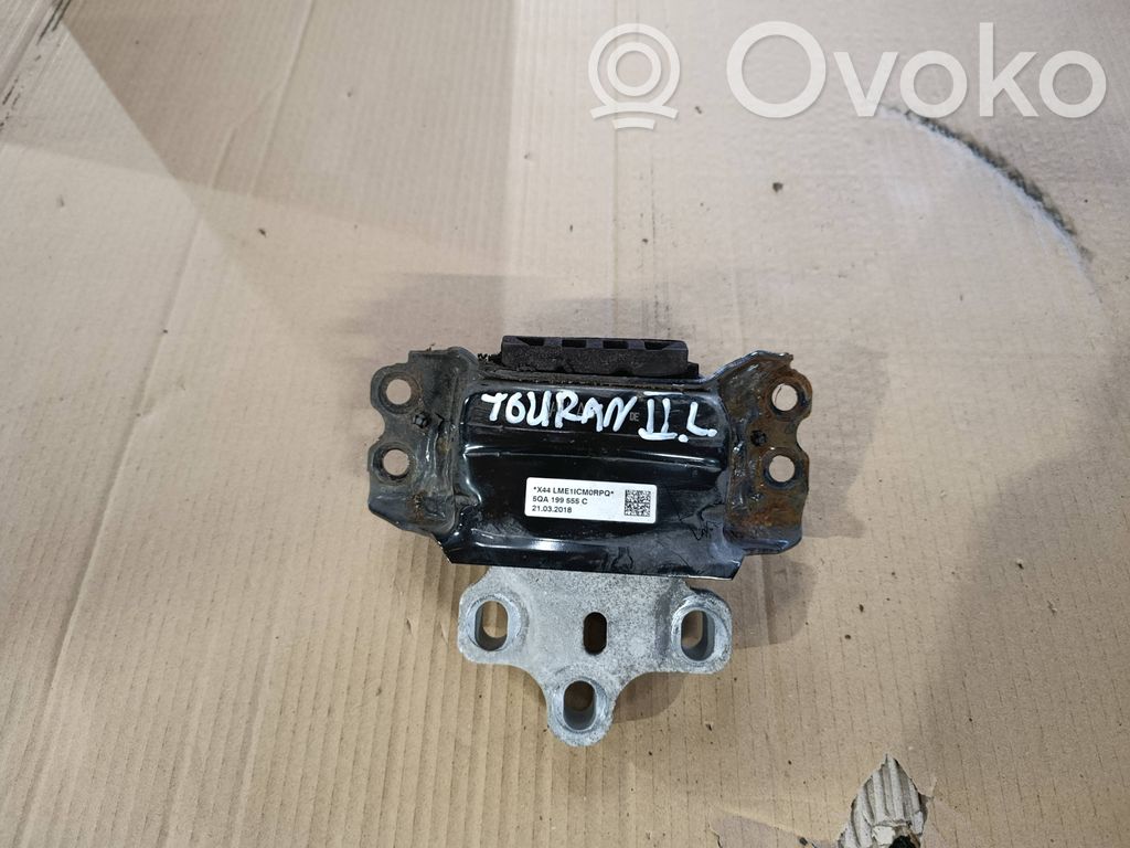 Volkswagen Touran III Engine mount bracket 