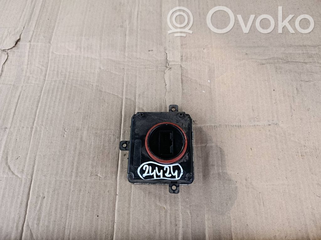 Volkswagen Touran II LED ballast control module 